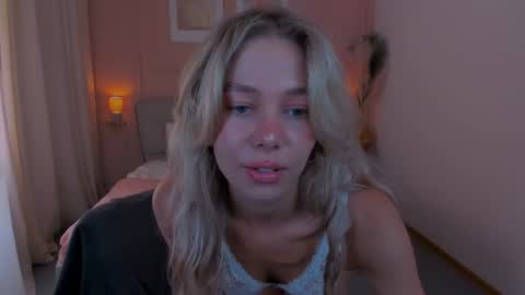 Snapshot of lulualise chatting on 26, 6, 2026 Alise online show from 26, 6, 2026