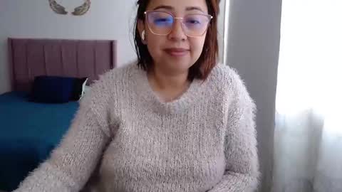 Snapshot of lumi_84 chatting on 9, 1, 2025 LUMI online show from 9, 1, 2025