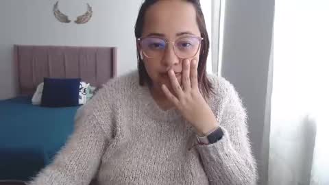 Snapshot of lumi_84 chatting on 11, 1, 2025 LUMI online show from 11, 1, 2025