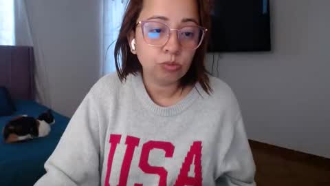 Snapshot of lumi_84 chatting on 19, 1, 2025 LUMI online show from 19, 1, 2025