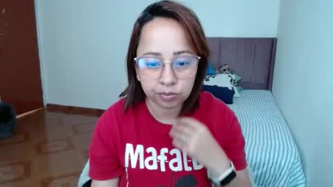 Snapshot of lumi_84 chatting on 15, 2, 2025 LUMI online show from 15, 2, 2025