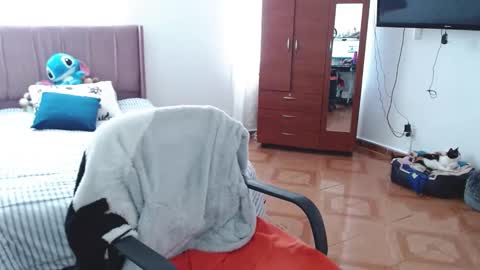 Snapshot of lumi_84 chatting on 27, 2, 2025 LUMI online show from 27, 2, 2025