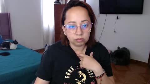 Snapshot of lumi_84 chatting on 4, 3, 2025 LUMI online show from 4, 3, 2025