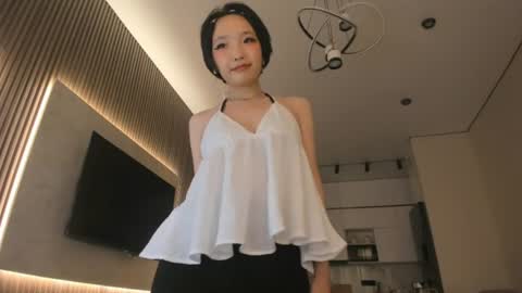 Snapshot of lumimi chatting on 7, 7, 2026 lumi online show from 7, 7, 2026