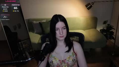 Snapshot of lumina_dark chatting on 10, 7, 2026 Lumi online show from 10, 7, 2026