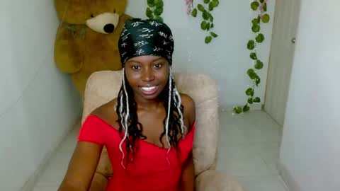 Snapshot of luna253951 chatting on 27, 5, 2026 luna253951 online show from 27, 5, 2026