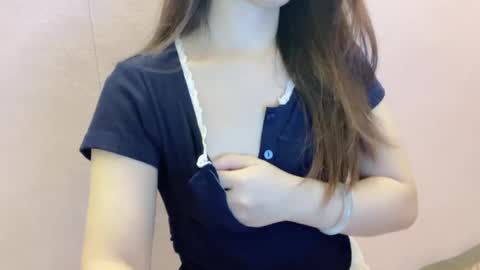 Snapshot of luna4739 chatting on 1, 7, 2026 Luna online show from 1, 7, 2026
