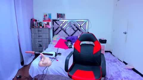 luna_analya online show from 3, 12, 2025