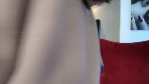 Luna And Titan  online show from 13, 1, 2026