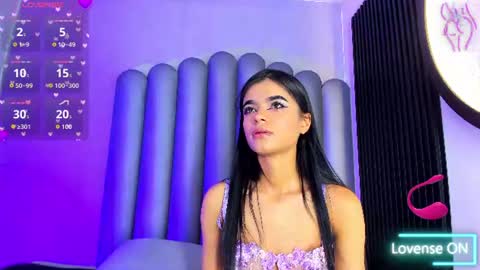 Snapshot of luna_bella_23 chatting on 18, 6, 2026 luna_bella_23 online show from 18, 6, 2026