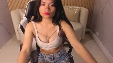 Snapshot of luna_benz_tx chatting on 8, 7, 2026 Follow me.. Live 1430 to 2100 online show from 8, 7, 2026