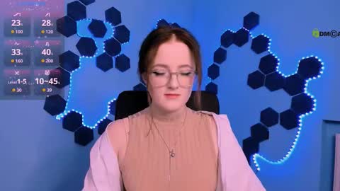 Snapshot of luna_berryy chatting on 17, 12, 2025 luna_berryy online show from 17, 12, 2025