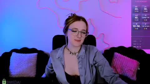 Snapshot of luna_berryy chatting on 25, 6, 2026 luna_berryy online show from 25, 6, 2026