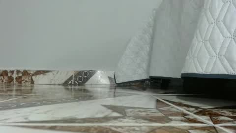 Luna--Blueberry online show from 12, 11, 2025