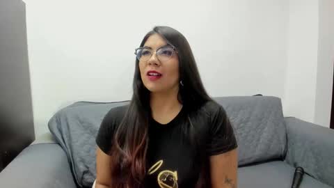 luna  online show from 2, 11, 2025