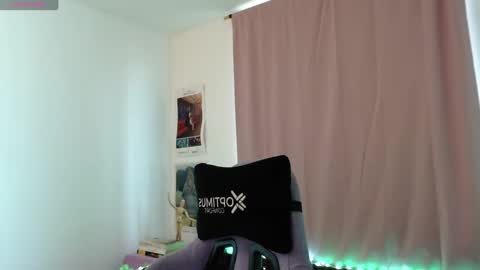 Luna Gomez online show from 17, 9, 2025