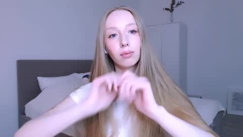 Luna online show from 1, 12, 2025