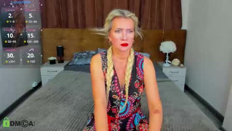 Snapshot of luna_lew1s chatting on 14, 10, 2025 luna_lew1s online show from 14, 10, 2025