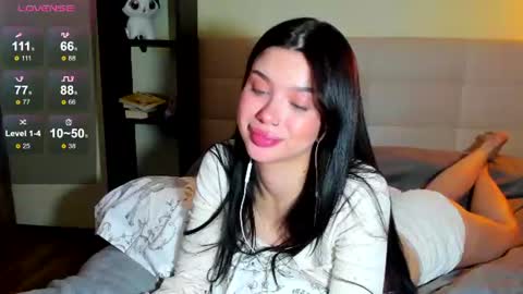 Snapshot of luna_lips chatting on 12, 6, 2026 Hi everyone my name is Tina online show from 12, 6, 2026
