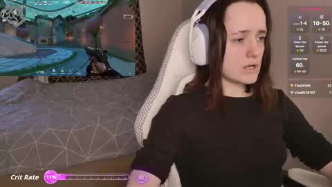 luna_loveeee online show from 6, 2, 2026