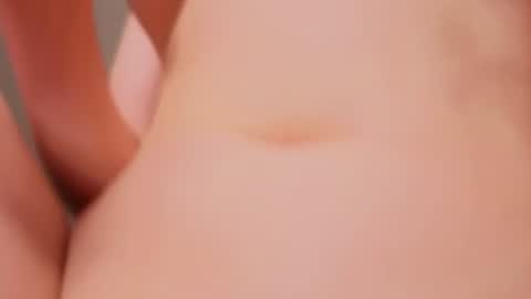 Snapshot of luna_moran chatting on 8, 7, 2026 Lina online show from 8, 7, 2026