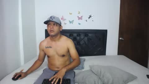 Luna y pitufo online show from 17, 12, 2025