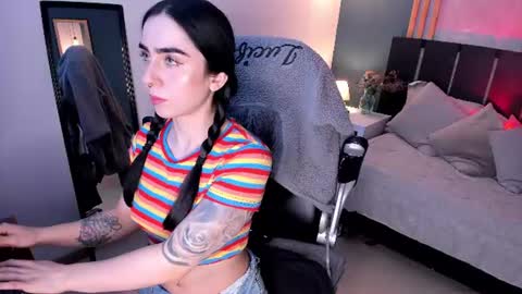 Snapshot of luna_tagliaferri chatting on 15, 7, 2026 Luna online show from 15, 7, 2026