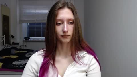 L U N A  online show from 6, 11, 2025