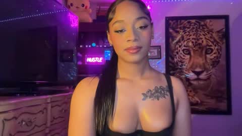 Snapshot of lunaa_11 chatting on 5, 6, 2026 lunaa_11 online show from 5, 6, 2026
