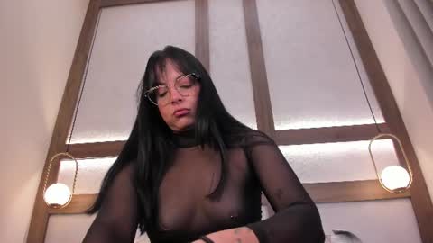 Luna  online show from 10, 6, 2026