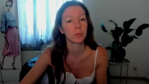 lunaa_x44 online show from 6, 7, 2026