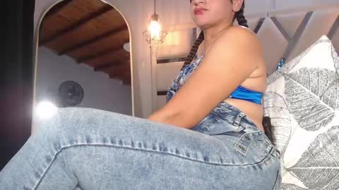 Snapshot of lunaflorez_ chatting on 30, 5, 2026 LUNA online show from 30, 5, 2026