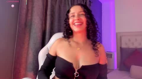 lunah_fox online show from 10, 10, 2025