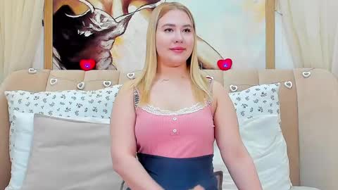 Snapshot of lunahouston chatting on 16, 2, 2025 LunaHouston online show from 16, 2, 2025