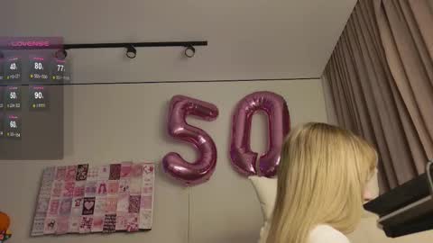 Snapshot of lunainnk chatting on 16, 11, 2025 Luna online show from 16, 11, 2025