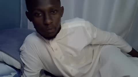 Snapshot of lunalove22_ chatting on 9, 9, 2025 lunalove22_ online show from 9, 9, 2025