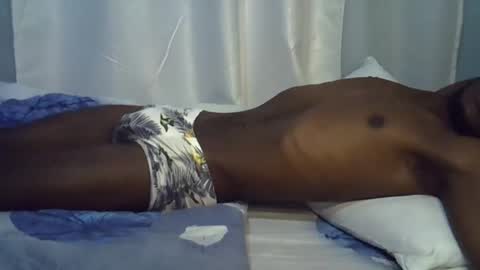 Snapshot of lunalove22_ chatting on 18, 9, 2025 lunalove22_ online show from 18, 9, 2025