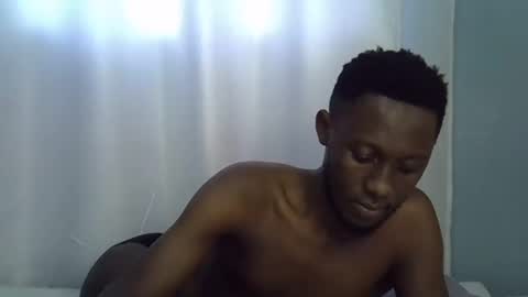 Snapshot of lunalove22_ chatting on 25, 9, 2025 lunalove22_ online show from 25, 9, 2025