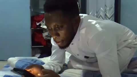 Snapshot of lunalove22_ chatting on 16, 11, 2025 lunalove22_ online show from 16, 11, 2025