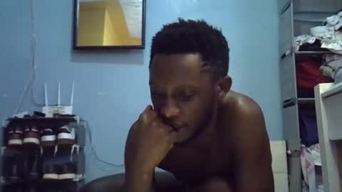 Snapshot of lunalove22_ chatting on 19, 11, 2025 lunalove22_ online show from 19, 11, 2025