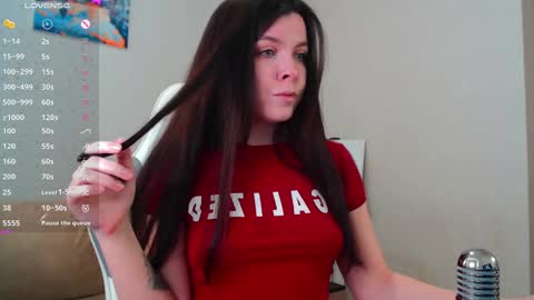 Luna online show from 13, 2, 2025