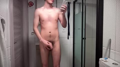 LunaPica online show from 29, 12, 2024