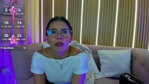 lunamillers_ online show from 19, 5, 2026