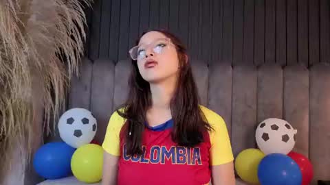 Snapshot of lunar_lustx chatting on 7, 7, 2026 lunar_lustx online show from 7, 7, 2026