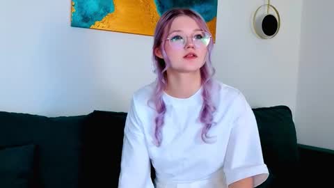 lunariafox online show from 13, 3, 2026