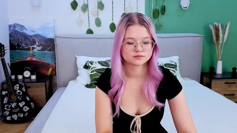 lunariafox online show from 29, 3, 2026