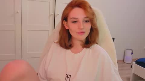 Snapshot of lunatale chatting on 13, 2, 2026 Kate online show from 13, 2, 2026