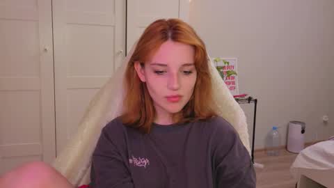 Snapshot of lunatale chatting on 26, 2, 2026 Kate online show from 26, 2, 2026