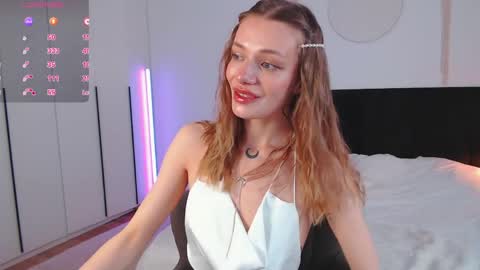 LunaticaBae online show from 12, 4, 2026