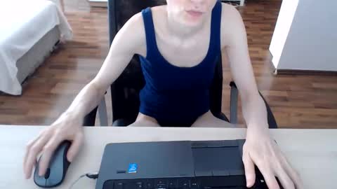 Snapshot of lunavibe_ chatting on 2, 6, 2026 lunavibe_ online show from 2, 6, 2026